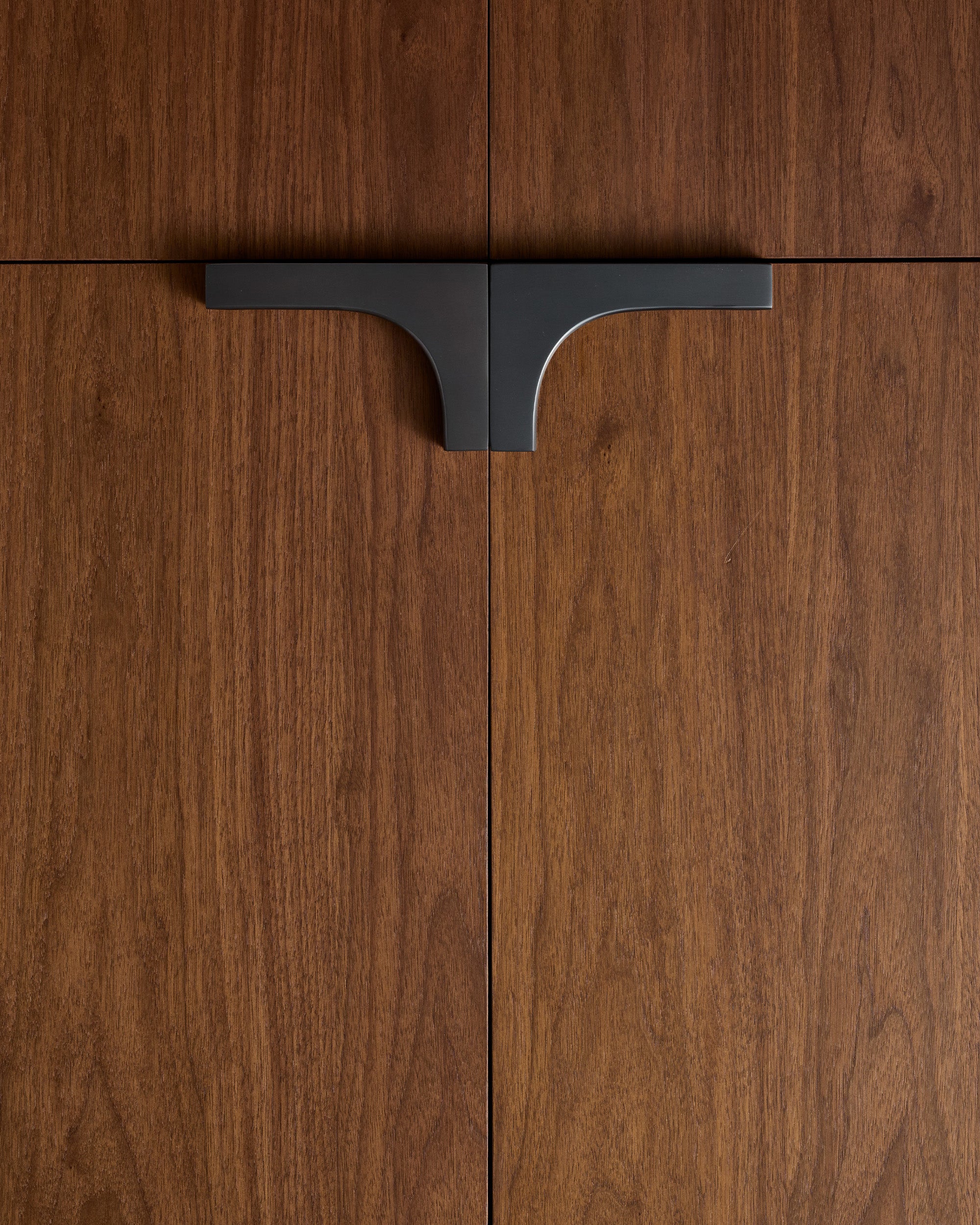 #finish_blackened brass