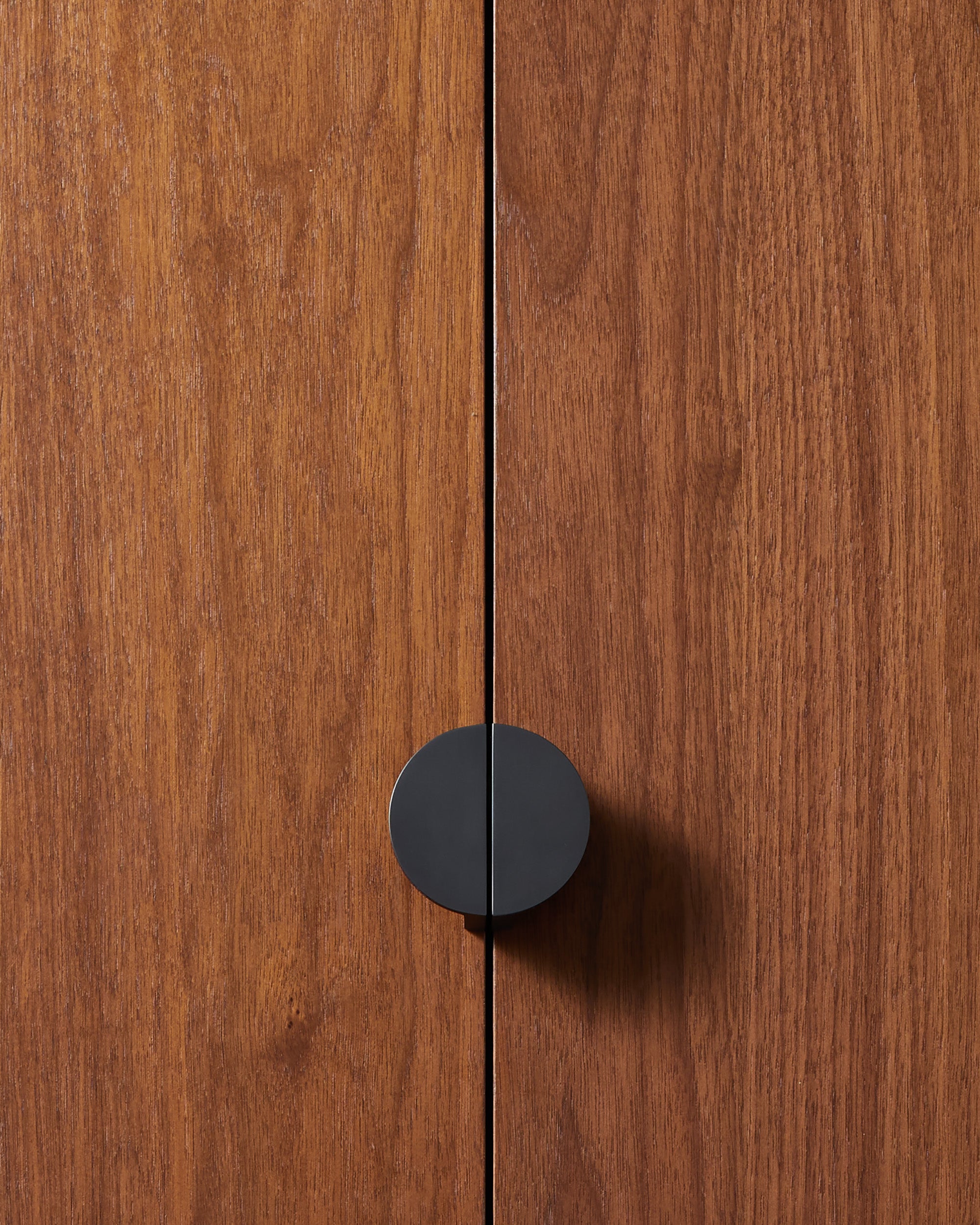 #finish_blackened brass