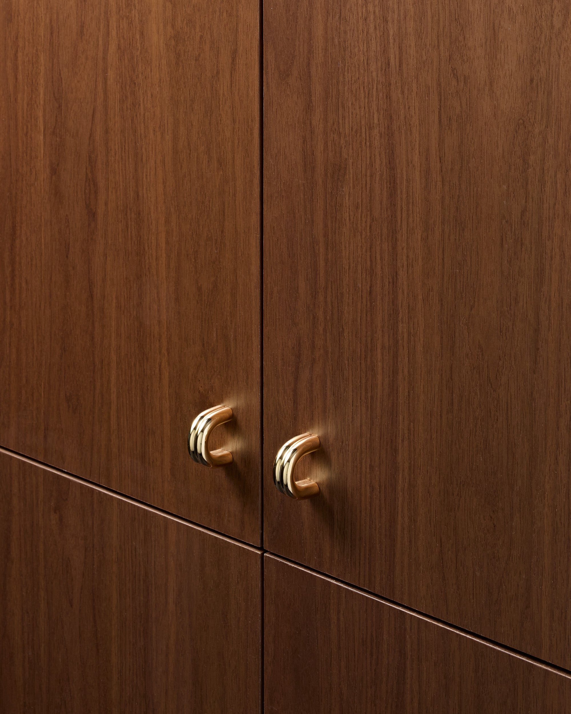 #finish_unlacquered brass