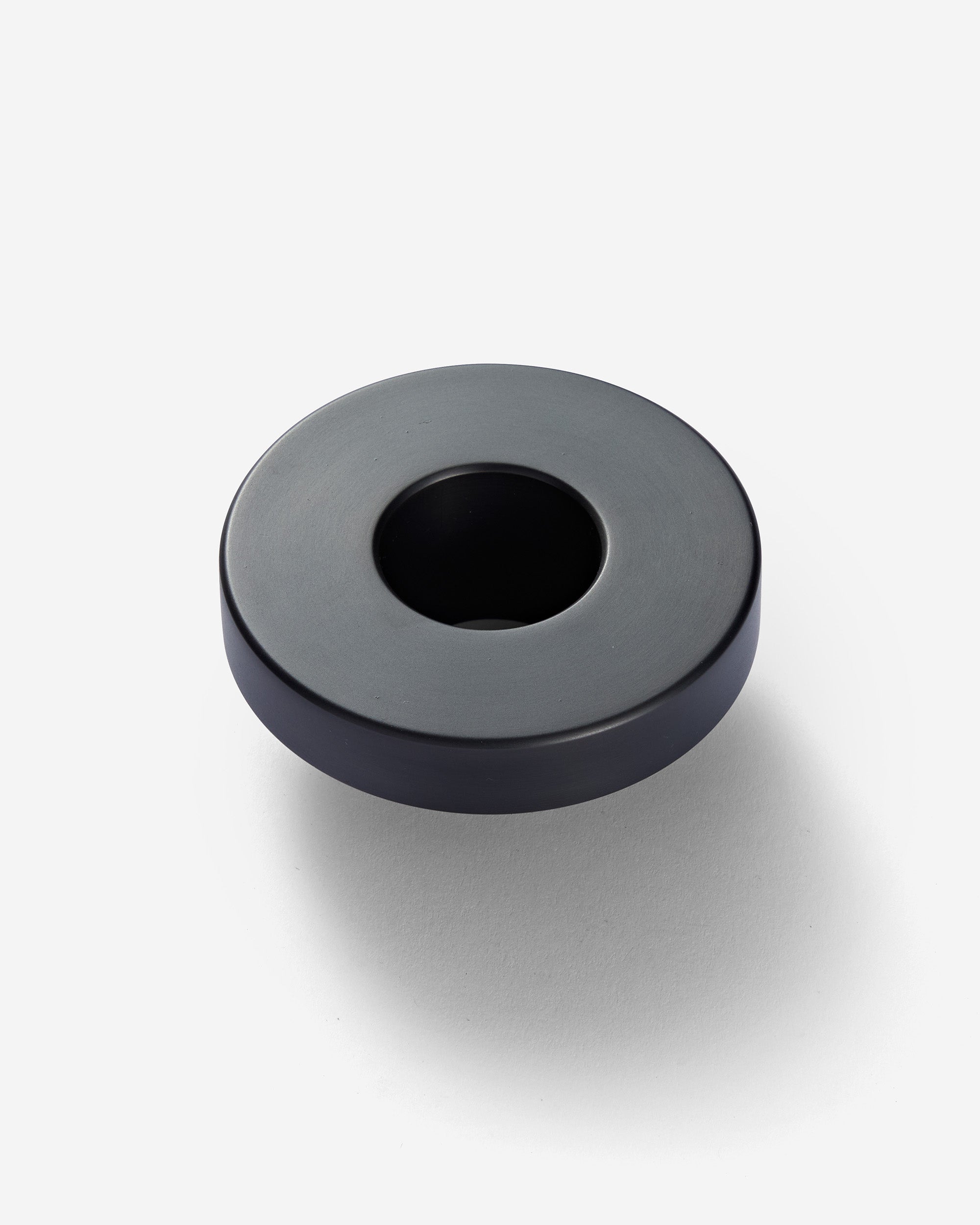 #finish_blackened brass