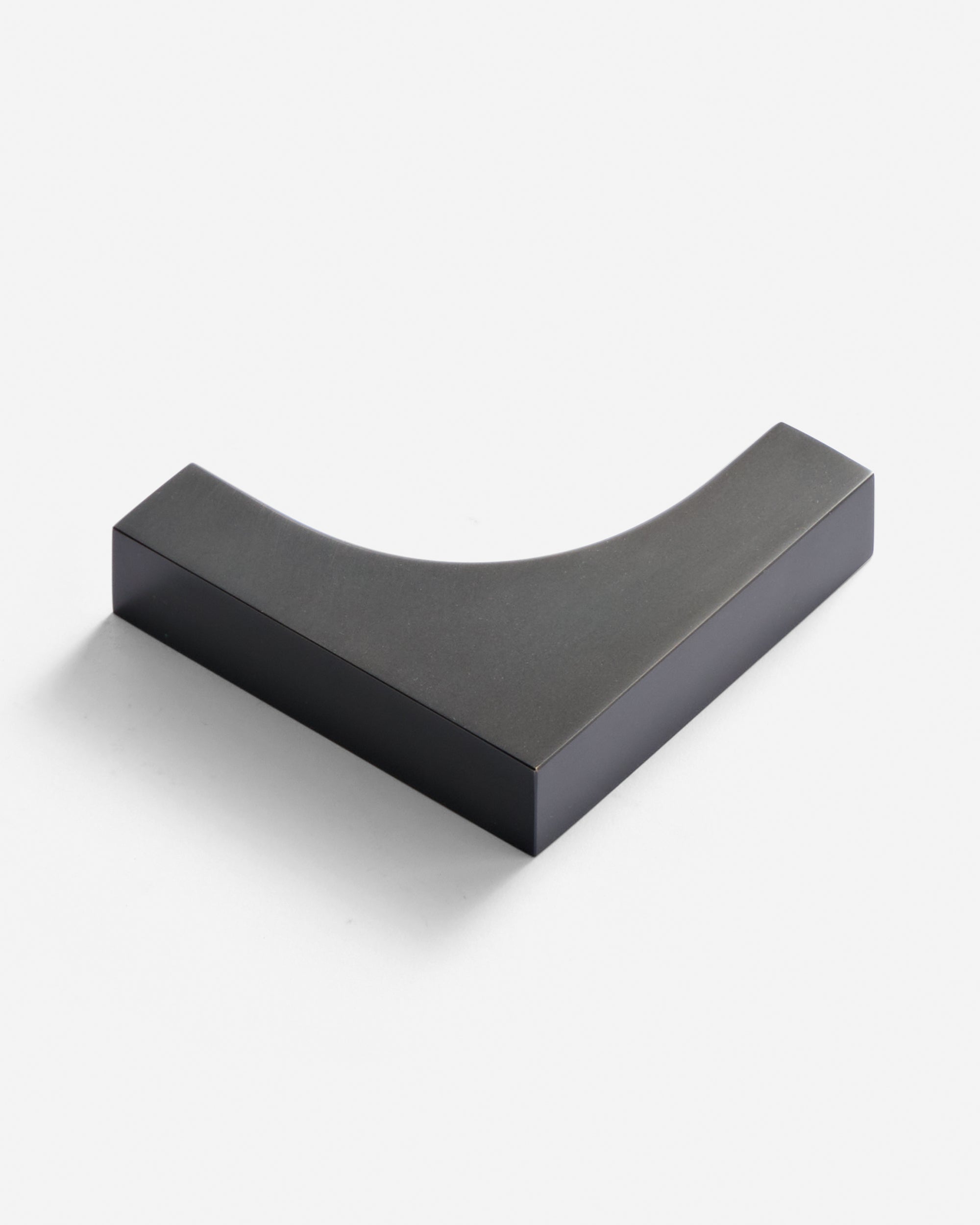 #finish_blackened brass