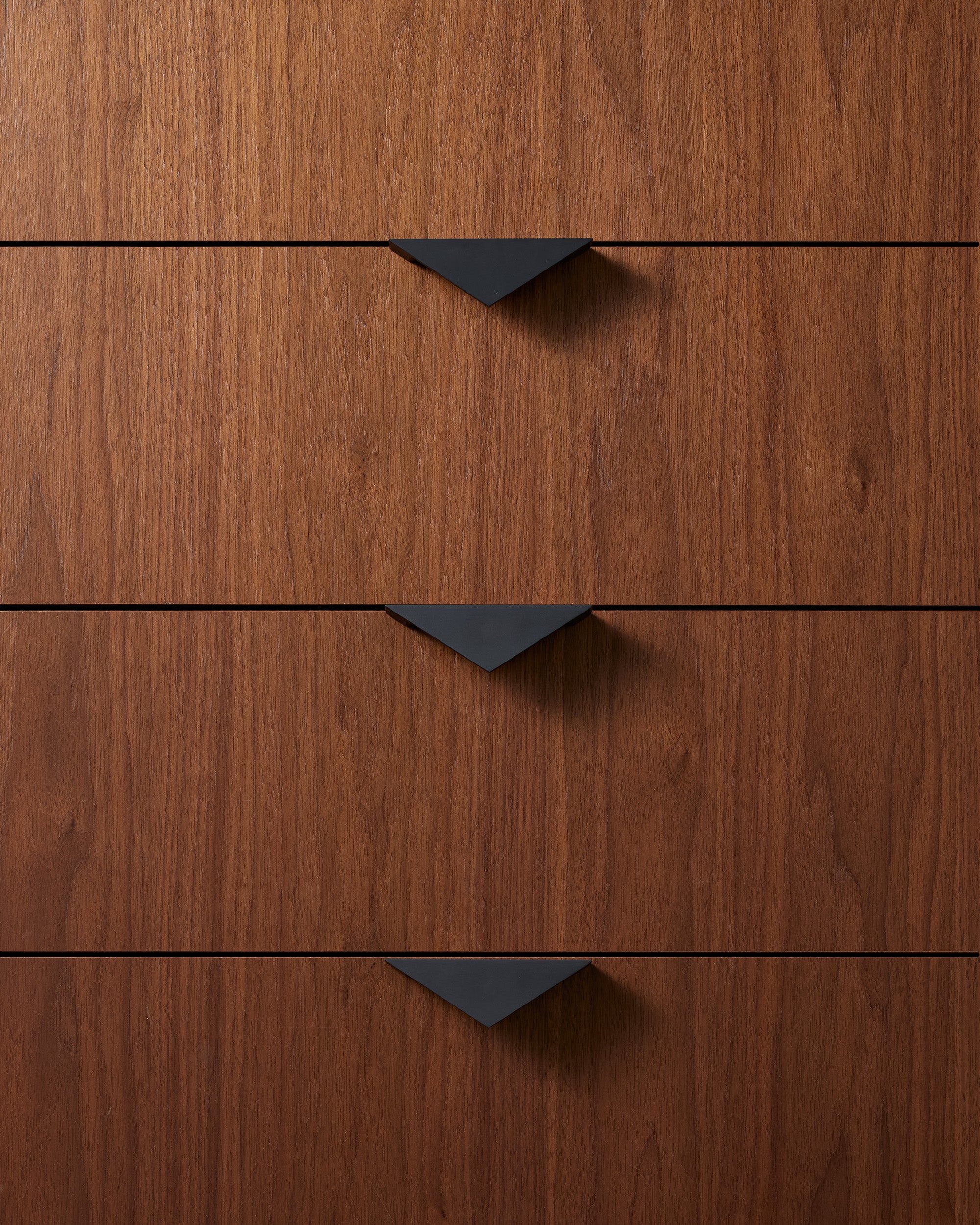 #finish_blackened brass